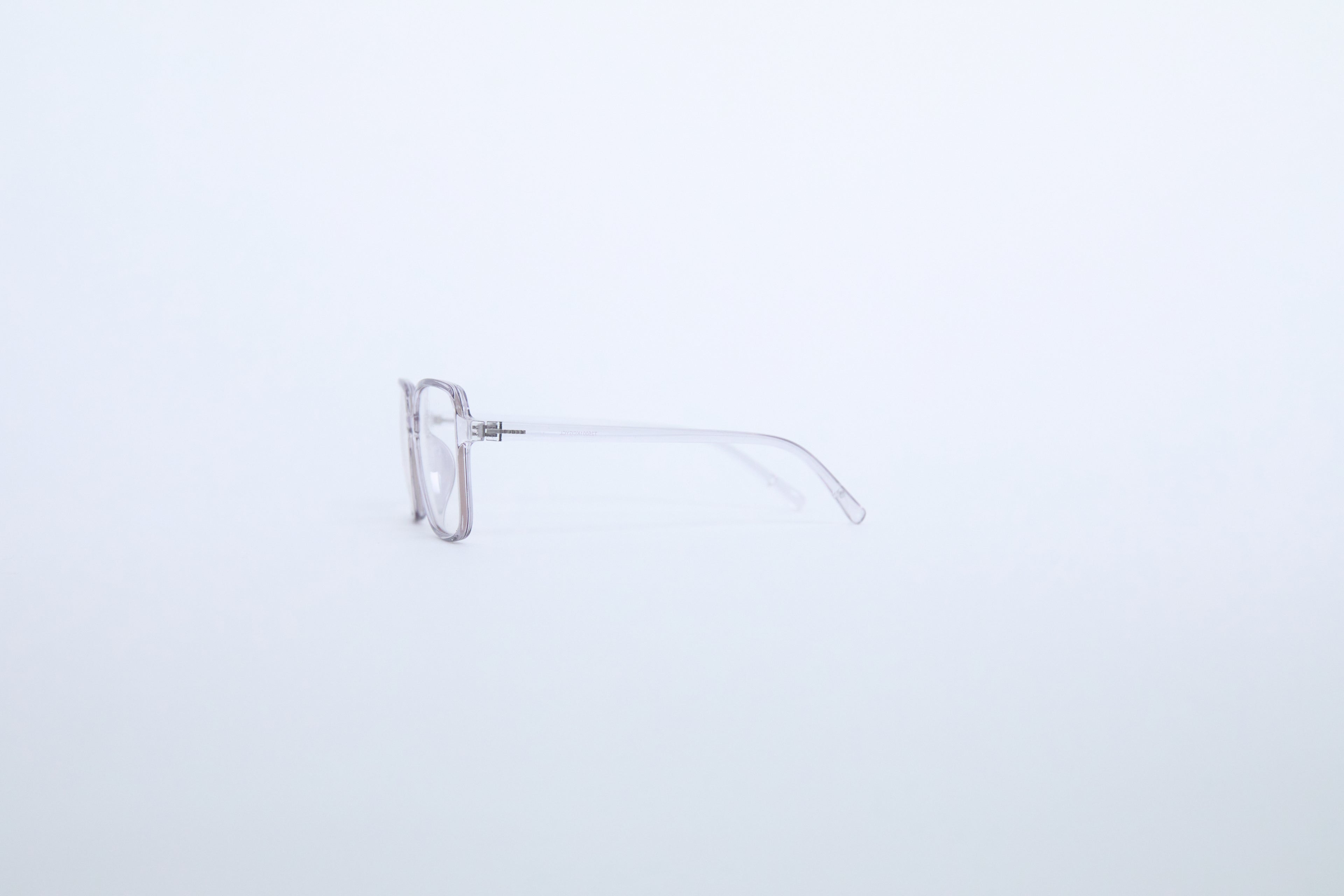 MINUET glasses