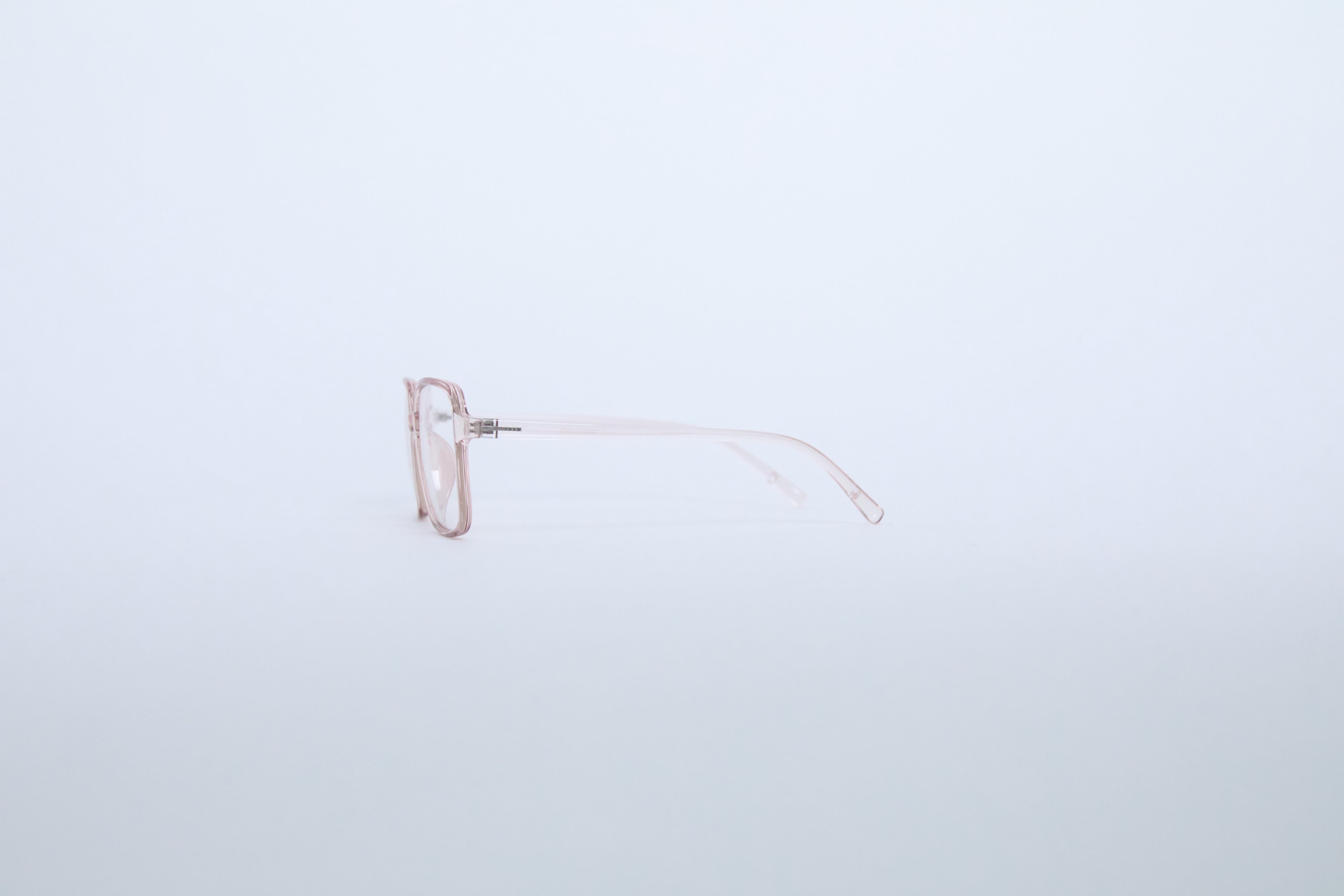 MINUET glasses